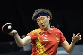 心疼！王曼昱伤情加重，退出女单半决赛，孙颖莎晋级决赛图片