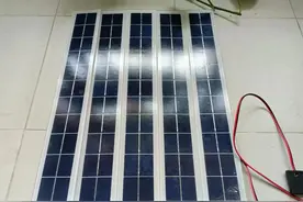 末日求生装备，5V太阳能板，可充家里所有的小家电图片