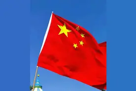 “农民遭遇不公平待遇：社会的偏见与压迫”图片