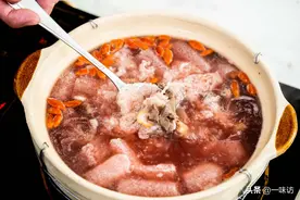 猪心和这3种食材搭配煲汤，清心火不烦躁，汤汁鲜美还能滋补身体图片