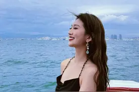 从落榜生，到东方卫视主持人，她感谢浙江卫视伊一图片