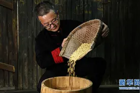 舌尖上的非遗：徽州毛豆腐图片