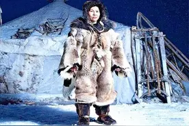 零下50℃！因纽特人住冰屋为何不冷？在屋里烧火，雪不会融化吗？图片