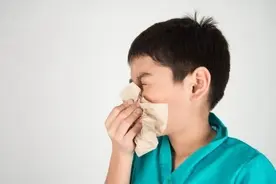 两招缓解孩子鼻干鼻塞，真心建议你试试图片