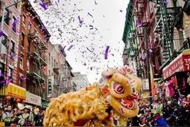 30万华人纷纷“撤离”美国，唐人街已楼去人空？背后原因令人深思图片