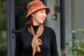 上了年纪的女人，要学会“一衣多穿”，不用买新衣就能取胜图片