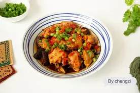 香菇和它堪称绝配，蒸一蒸就上桌，鲜香入味又滋补，贴秋膘正合适图片