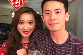 恭喜！香港知名男星宣布美女妻子怀孕，备孕5年终于造人成功图片
