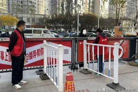 邻妹妹在社区：我在社区当志愿者图片