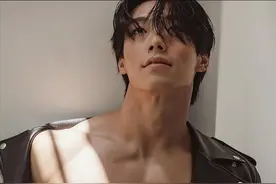 男模写真 肌肉男模 正装禁欲 颜值与肌肉皆撩人 八块腹肌体育生小奶狗图片