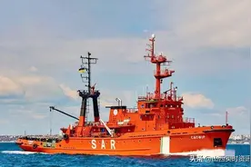 俄罗斯：“乌克兰海军的蓝宝石号救援船，在敖德萨外海被俄罗斯海军黑海舰队控制，拖往塞瓦斯托波尔去了。”图片