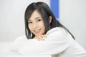苍井空穿紧身衣锻炼！坦言双胞胎儿子智力低下，或通过运动减压图片