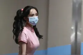 路人视角下的杨幂图片