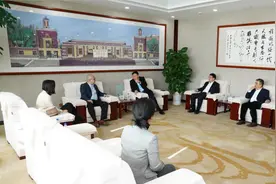 王海英会见SAP（思爱普）中国高管图片