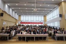 重庆移通学院数字媒体产业学院在綦江正式揭牌图片
