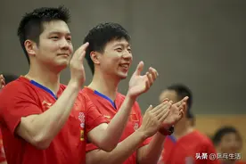 乒乓球友反手常用的轻便型套胶汇总图片