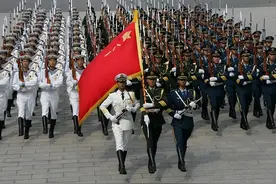 上岸就能“胡吃海喝”！中国潜艇兵待遇堪比空军，为何招人困难？图片