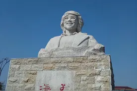 海子，今年60岁了图片