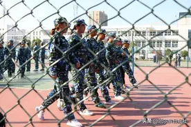 @新高一，我市多所省重点高中发布新生报到军训时间图片