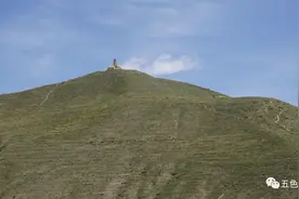 月亮大叔：守在没有士兵的营盘图片