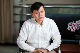 三年的痛，依旧唤不醒攻击张文宏的那些人，他们非蠢即坏！图片
