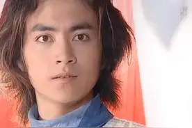 《长月烬明》男主还没有女主的爹爹帅图片