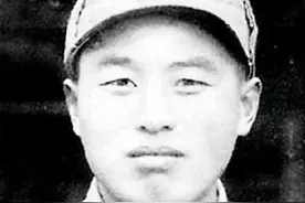 上将之死，刘伯承元帅为其泪目图片