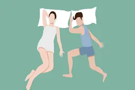 夫妻到了中年，为啥总会选择分房睡？男性能坚持多长时间？图片