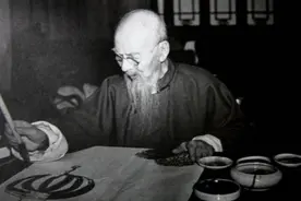 齐白石早年画一只鸟，遭网友嘲笑：这是儿童画？专家：放大看图片