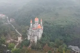 重庆大山里惊现网红城堡，主人耗资2亿打造，废弃原因令人惋惜图片