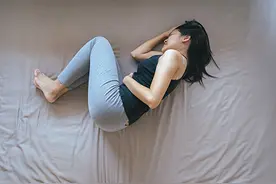 月经期偏头痛，痛的满床打滚，如何缓解？图片