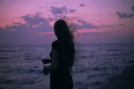 “30岁，女，父亲依然往我床上躺”：没有边界的父母，有多可怕？图片