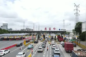 公路行业“慢跑”28年 他在龚家岭收费站再创辉煌图片