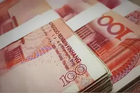 才知道！原来人民币只有在中国才叫人民币，在国外的叫法高大上！图片