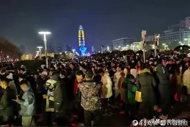 零点倒计时、音乐会、剧本杀…济南市民的跨年仪式感越来越强图片