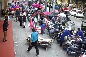 街头扫码进群即可免费领儿童玩具？警方：新型骗术，别上当图片