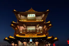 唐诗宋词浩如烟云，民族英雄岳飞的满江红，一词压两宋图片