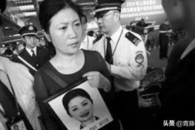 22岁空姐刚登机一个月，用一根布条终结了自己的人生图片