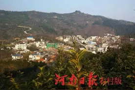 信阳车云山记图片