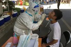 天气都热起来了，为什么今年的疫情没有退去，反而更加严重了？图片