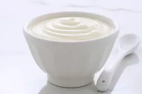 你眼中的医患关系是怎样的呢？是互撕敌对，还是尊重和谐？图片