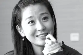 “人间清醒”苗圃：嫁大19岁富豪老公生龙凤胎，爸妈的晚年我负责图片
