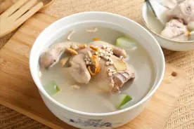 一鸽胜九鸡，炖鸽子汤无需焯水，教你一招，肉嫩汤鲜，营养不流失图片