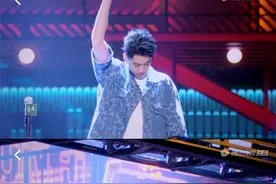 《脱口秀大会5》中，庞博致敬十八岁的自己，看得我热泪盈眶图片