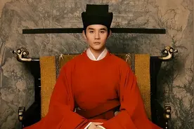 宋朝皇帝为何不敢穿黄色龙袍？也放弃了自称朕，反而自称官家？图片