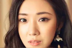 菅纫姿，恬静优雅的文艺范美女，清新靓丽的容颜，爱啦爱啦图片