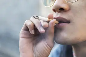 教你三个简单的方法 测试一下你的肺功能 转给家中抽烟的人图片