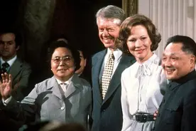 中越开战，边境的百万苏军为何不敢妄动？只因邓小平走了一着妙棋图片