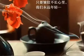 一眼就能爱上的句子，一句就能入心的话图片