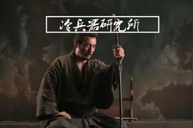 把肠子掏出来扔向敌人？历史上的日本人究竟是怎么切腹的图片